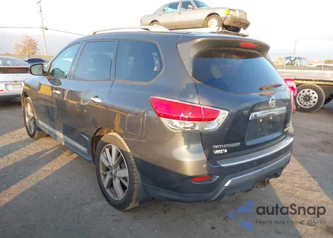 2014 Nissan Pathfinder Platinum z USA, uszkodzony, nr VIN 5N1AR2MM2EC713339